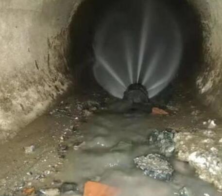 白朗市政管道清淤